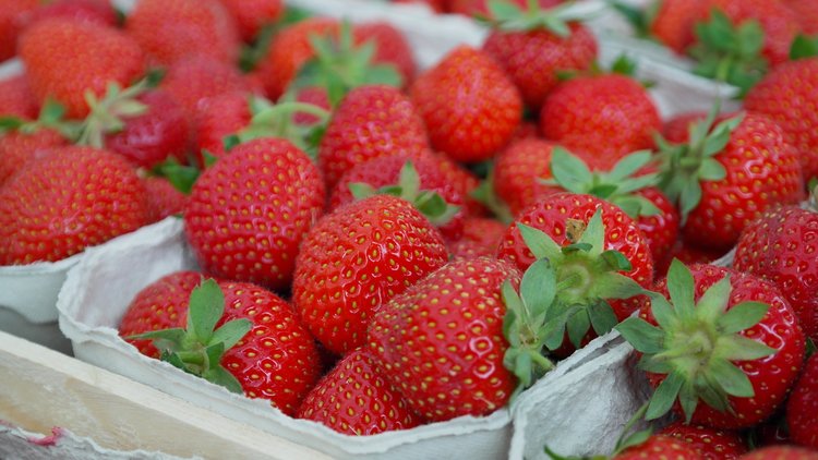 Healthy Summer Strawberry Ideas  